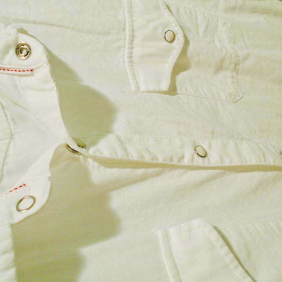 John Varvatos | 100% Cotton Snap Button-Down Shirt - Picture 2 of 3